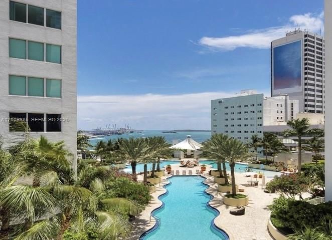 Real estate property located at 253 2nd St #2005, Miami-dade, Vizcayne South Condo, Miami, FL
