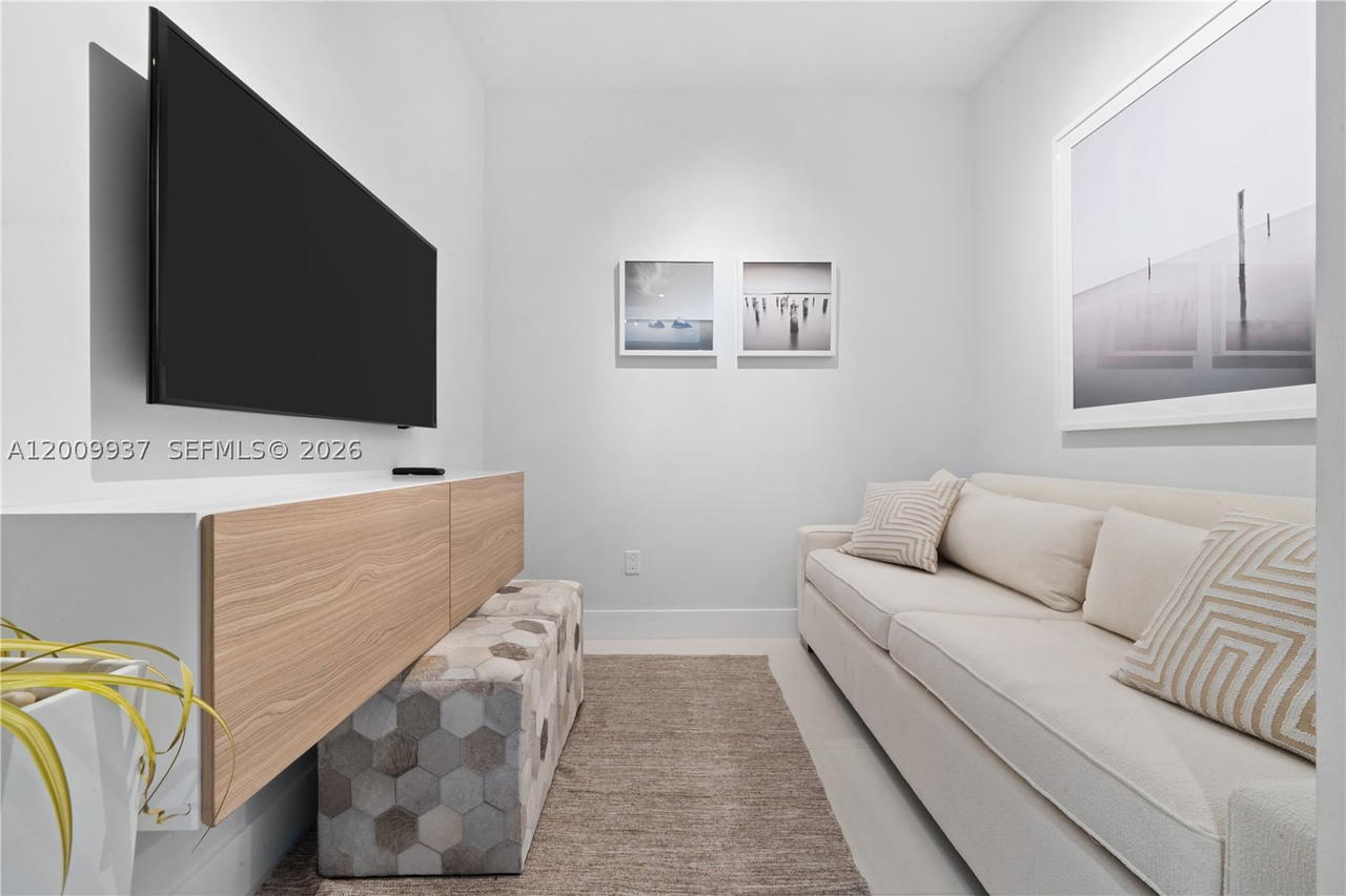 Real estate property located at 2960 207th St #1003, Miami-dade, Aventura Parksquare Resid, Aventura, FL