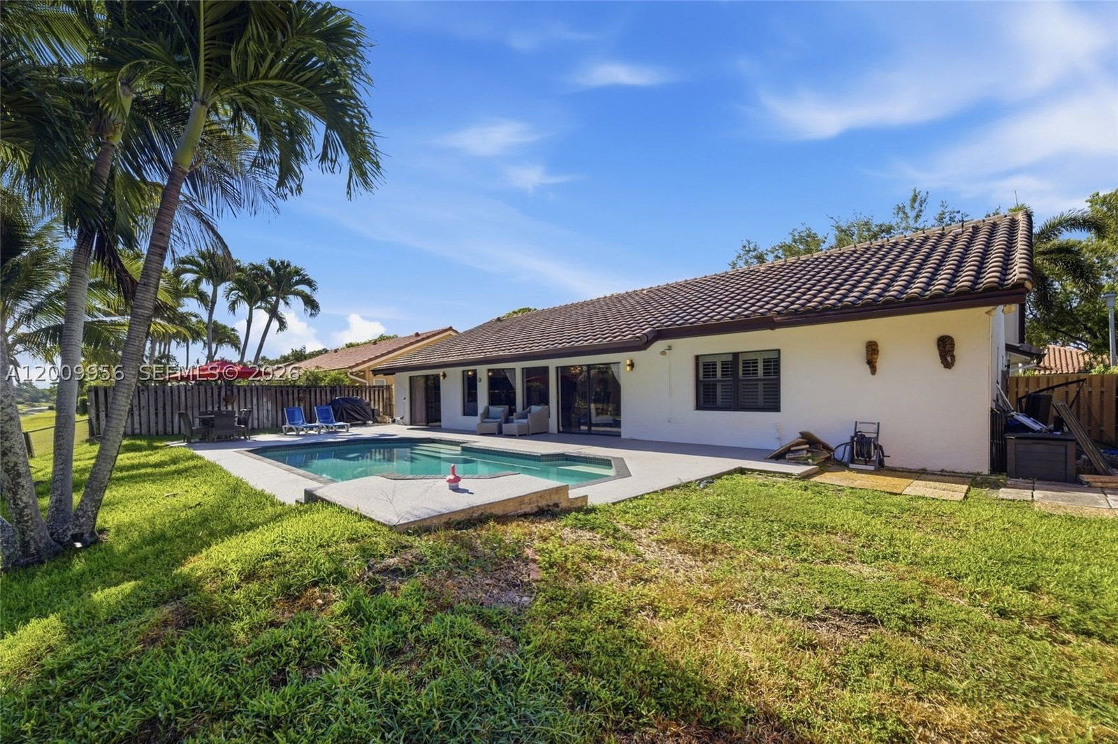 Real estate property located at 10781 18th Dr, Broward, Jacaranda Parcel 101, Plantation, FL