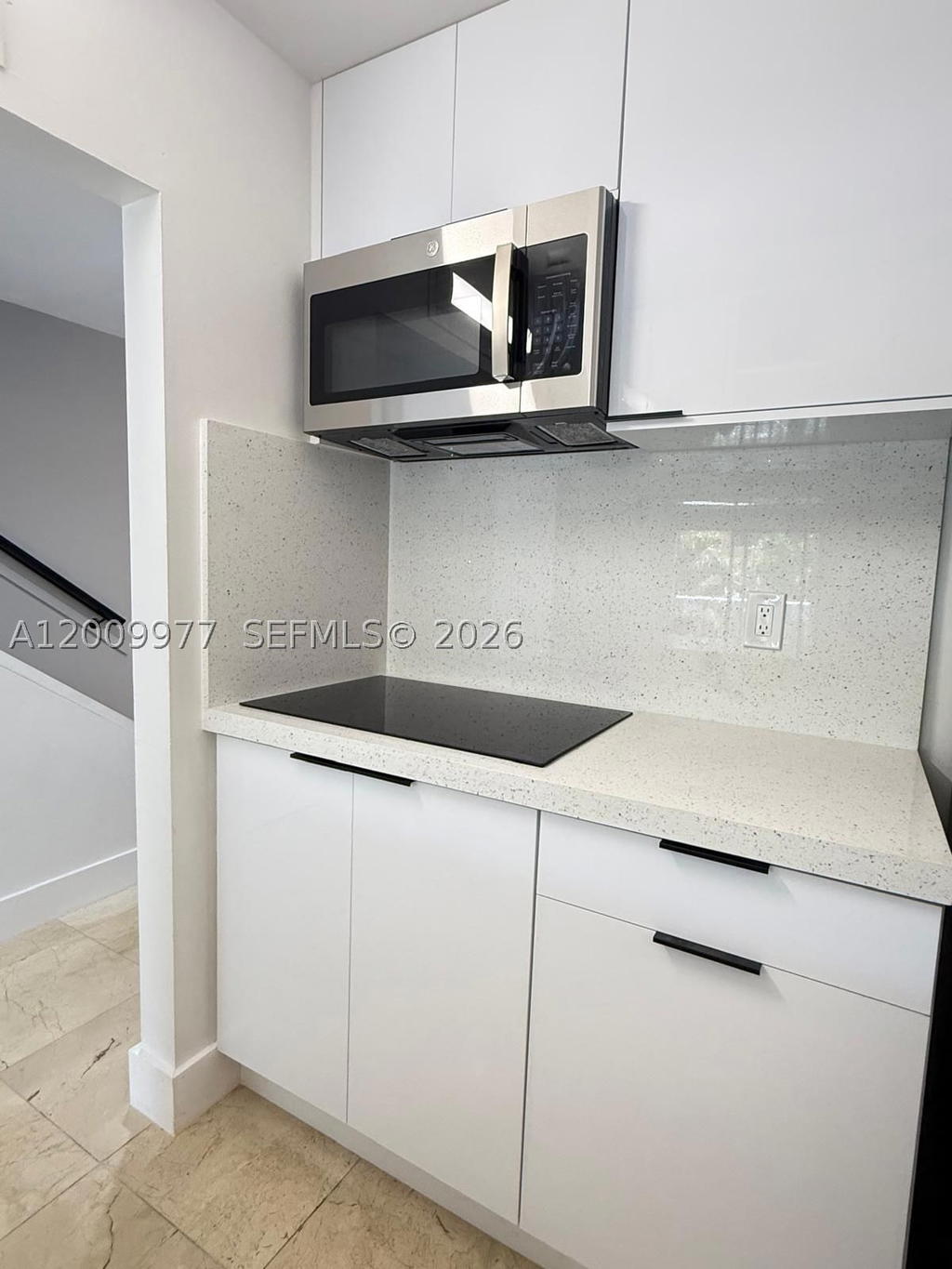 Real estate property located at 260 107th Ave #204, Miami-dade, Laguna Club East Condo, Miami, FL