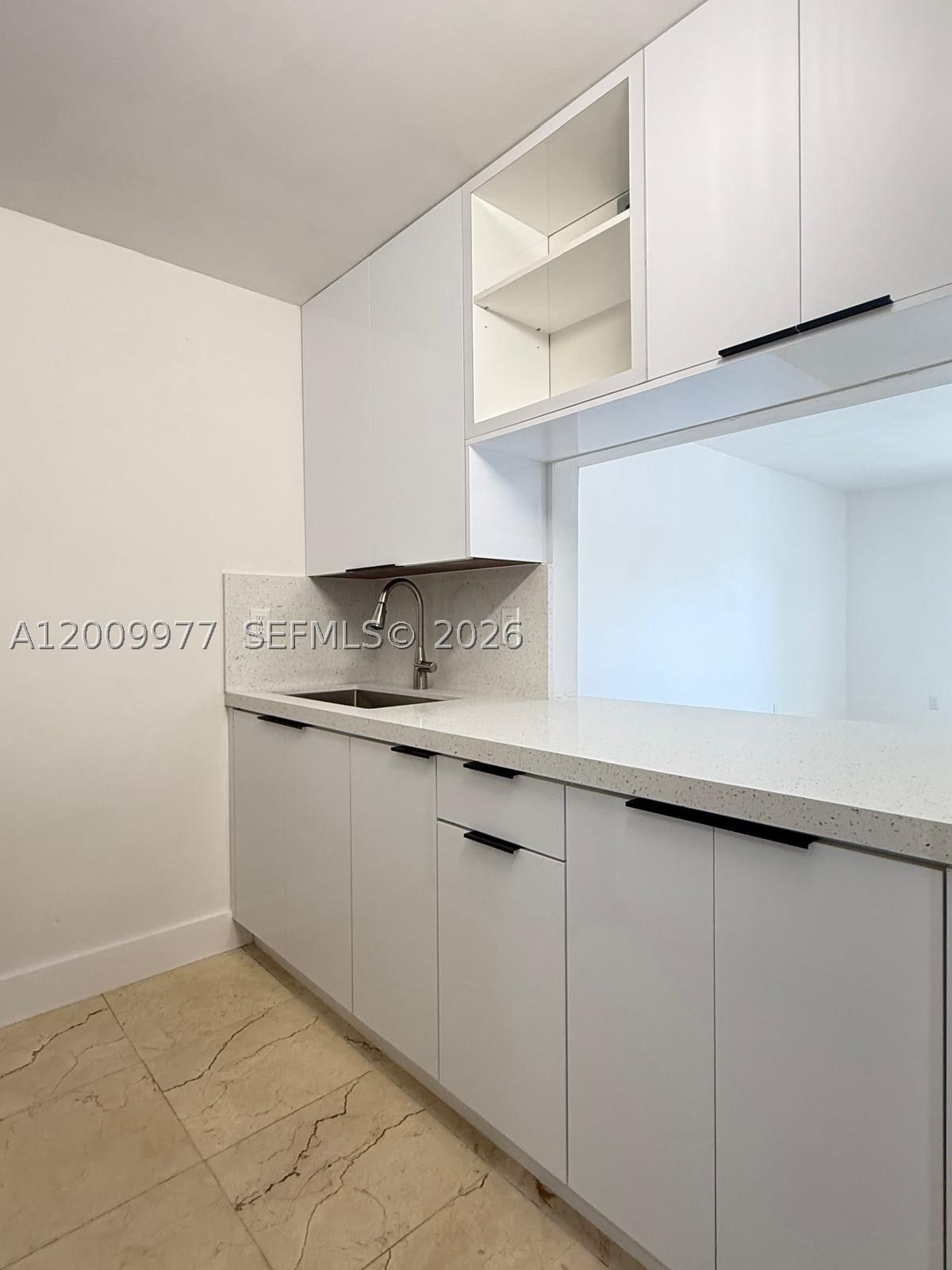 Real estate property located at 260 107th Ave #204, Miami-dade, Laguna Club East Condo, Miami, FL