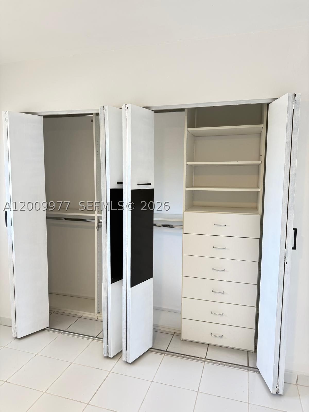 Real estate property located at 260 107th Ave #204, Miami-dade, Laguna Club East Condo, Miami, FL