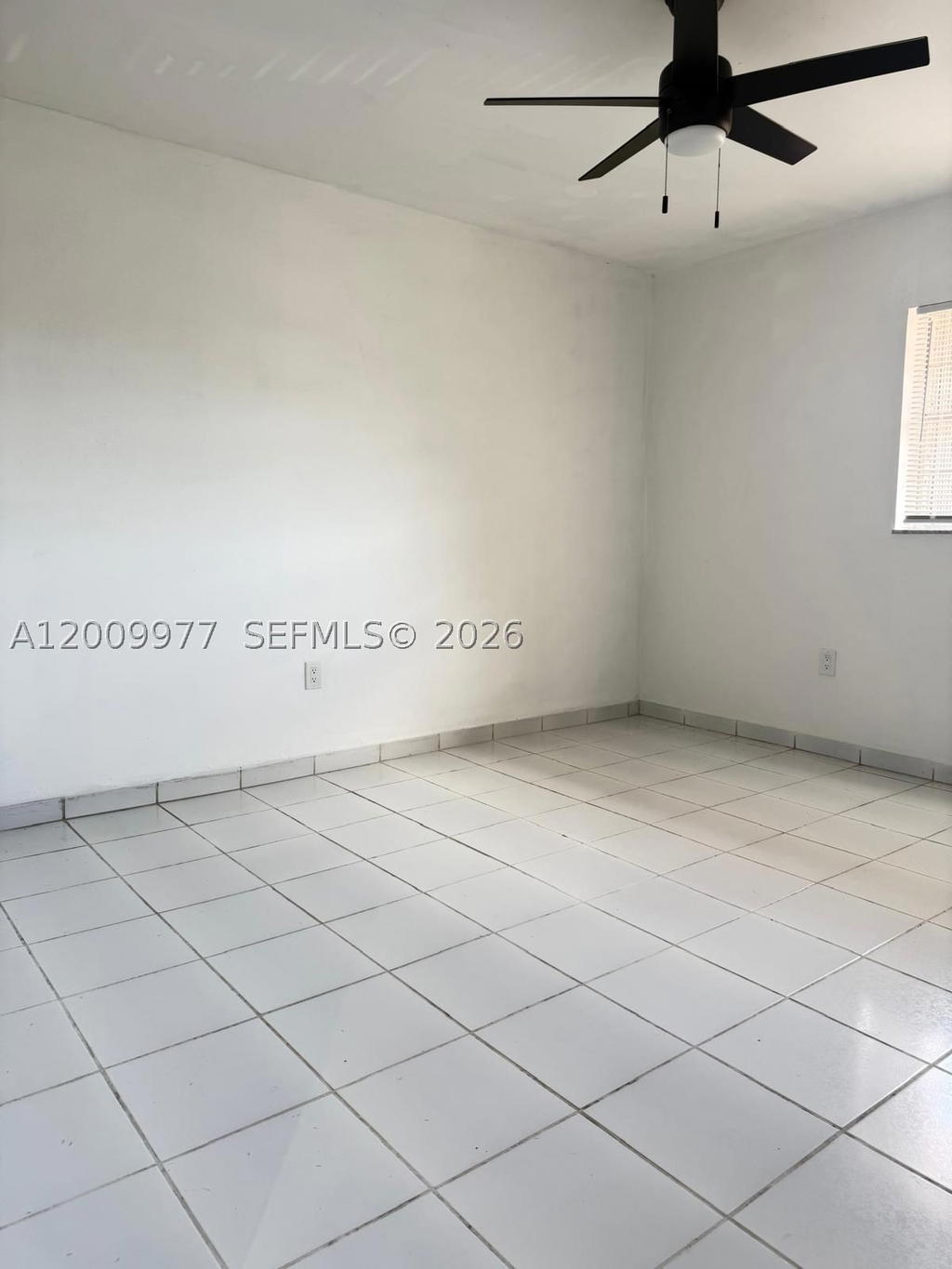 Real estate property located at 260 107th Ave #204, Miami-dade, Laguna Club East Condo, Miami, FL
