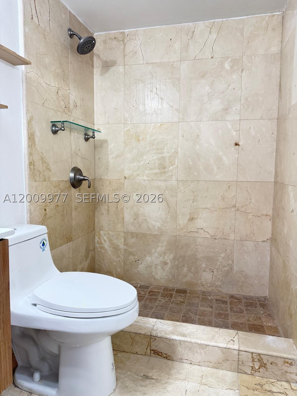 Real estate property located at 260 107th Ave #204, Miami-dade, Laguna Club East Condo, Miami, FL