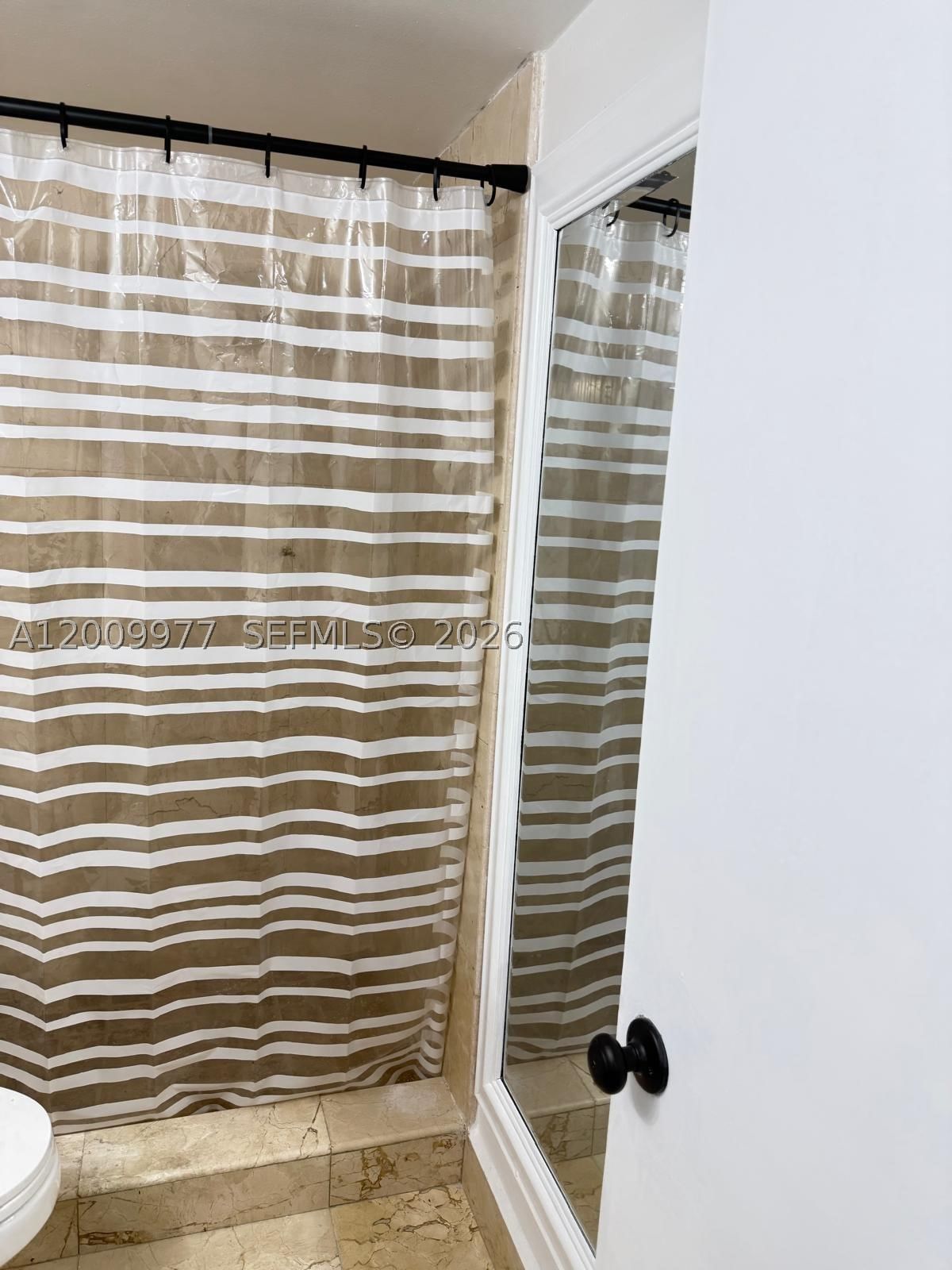 Real estate property located at 260 107th Ave #204, Miami-dade, Laguna Club East Condo, Miami, FL