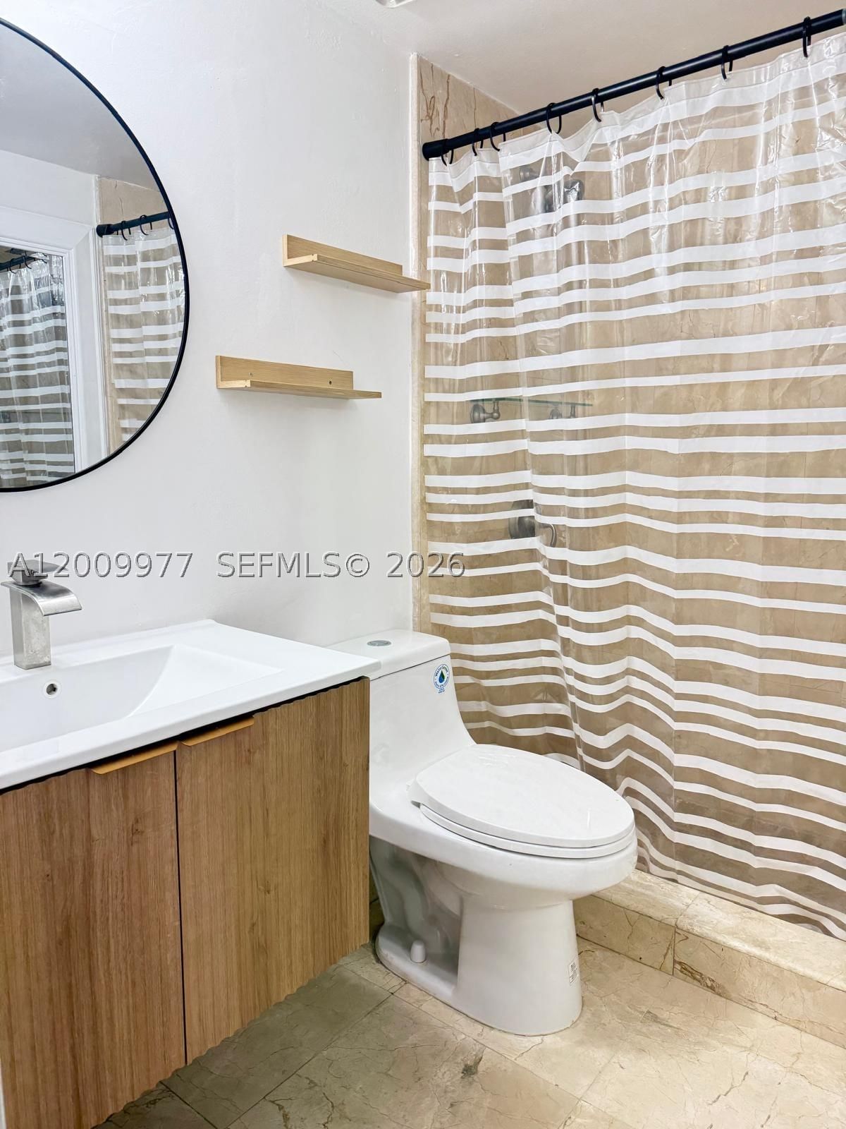 Real estate property located at 260 107th Ave #204, Miami-dade, Laguna Club East Condo, Miami, FL
