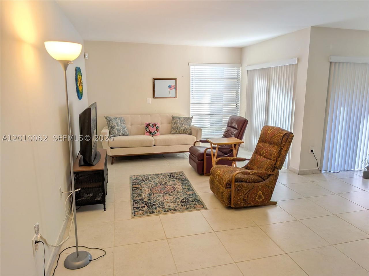 Real estate property located at 9030 125th Ave E206, Miami-dade, Kenland Bend South Condo, Miami, FL