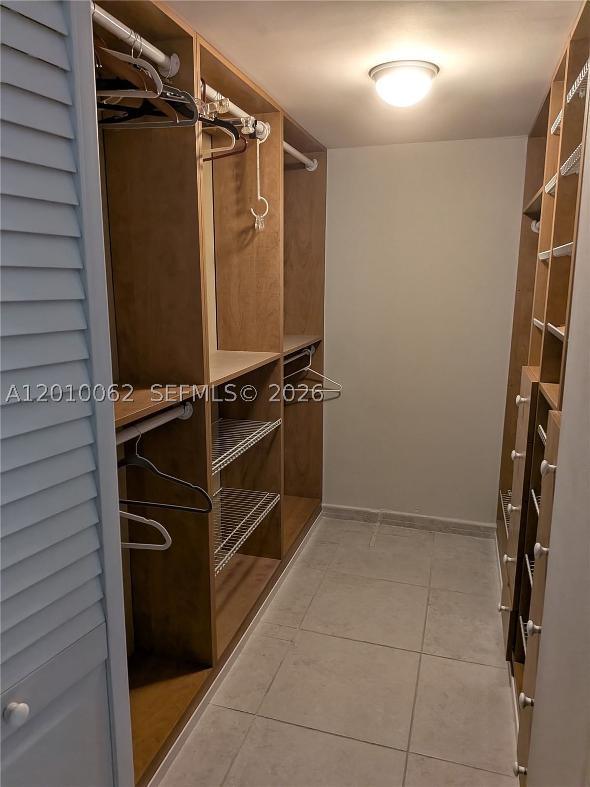 Real estate property located at 9030 125th Ave E206, Miami-dade, Kenland Bend South Condo, Miami, FL