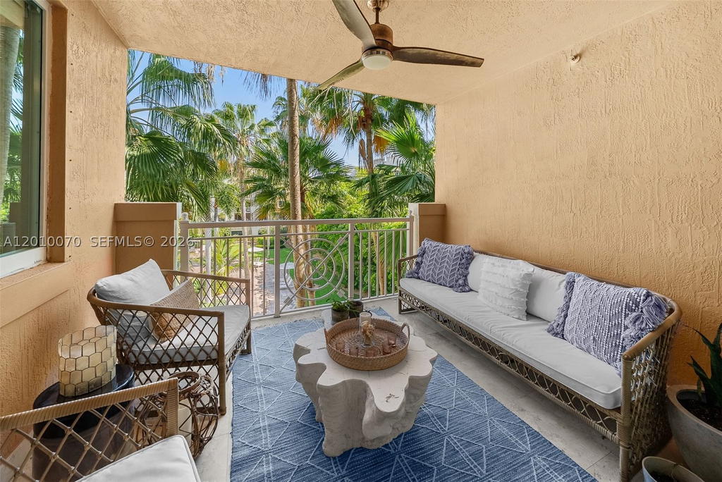 Real estate property located at 100 Meridian Ave #233, Miami-dade, The Courts At South Beach, Miami Beach, FL
