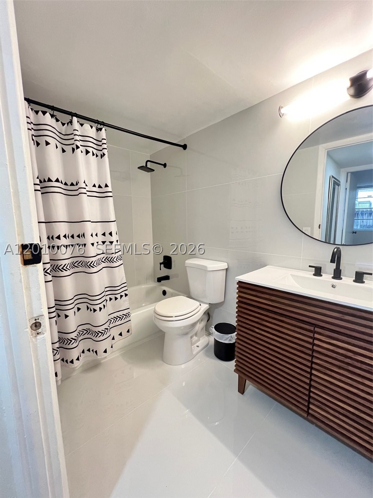 Real estate property located at 8301 142nd Ave C108, Miami-dade, Captiva Lakes Villas Cond, Miami, FL