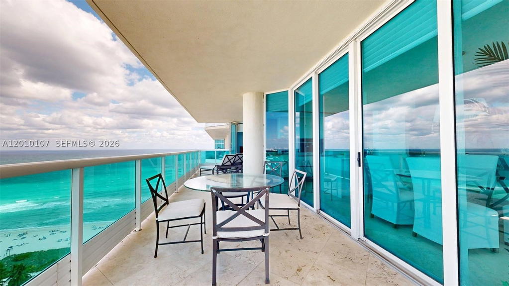 Real estate property located at 5025 Collins Ave #2206, Miami-dade, Capobella Condo, Miami Beach, FL
