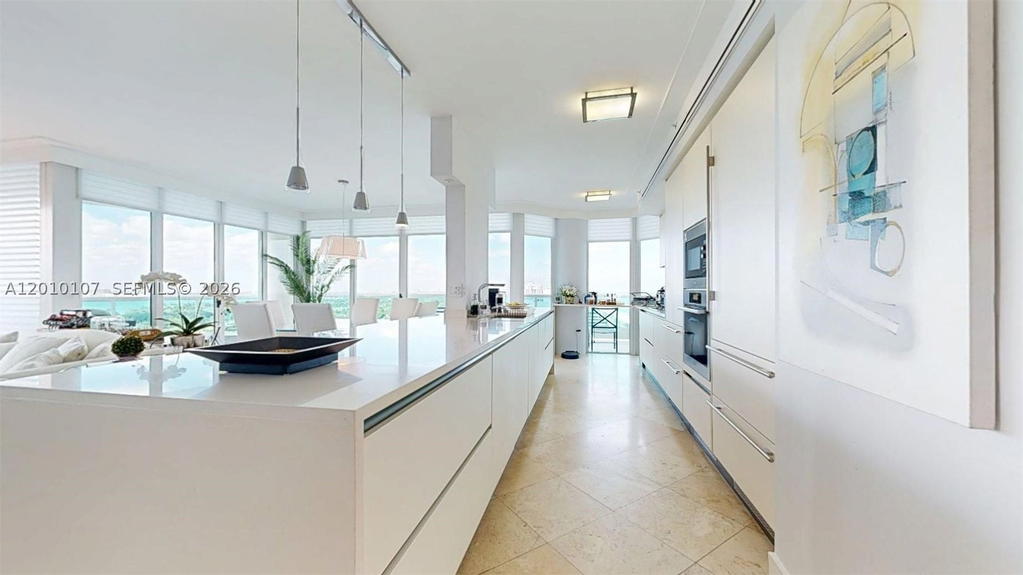 Real estate property located at 5025 Collins Ave #2206, Miami-dade, Capobella Condo, Miami Beach, FL