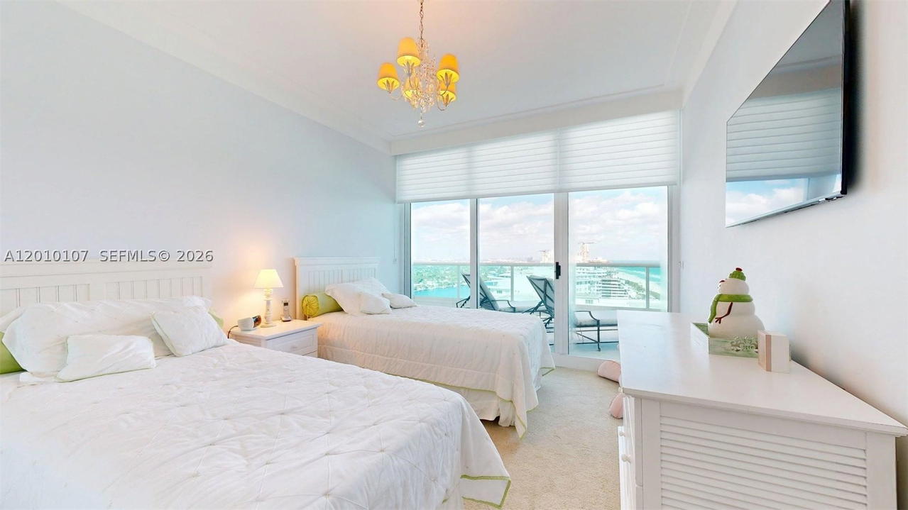 Real estate property located at 5025 Collins Ave #2206, Miami-dade, Capobella Condo, Miami Beach, FL