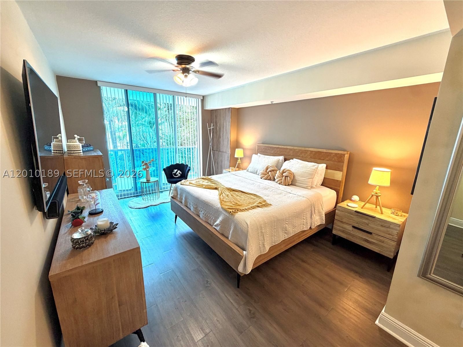 Real estate property located at 2641 Flamingo Rd TH4N, Broward, Tao Sawgrass Condominium, Sunrise, FL