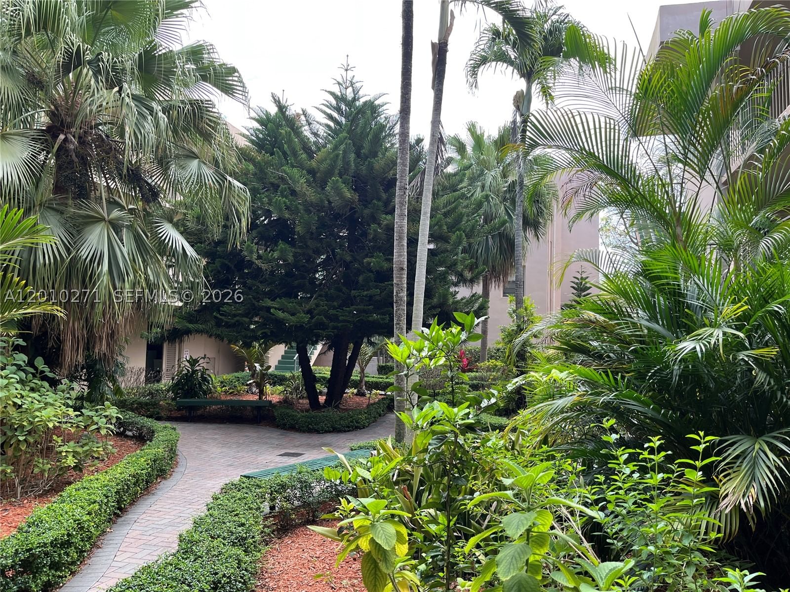 Real estate property located at 10525 112th Ave #314, Miami-dade, Garden Of Kendall Condo N, Miami, FL