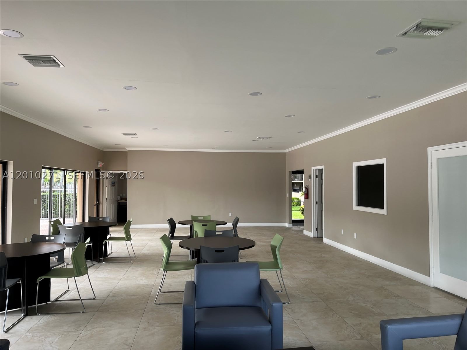 Real estate property located at 10525 112th Ave #314, Miami-dade, Garden Of Kendall Condo N, Miami, FL
