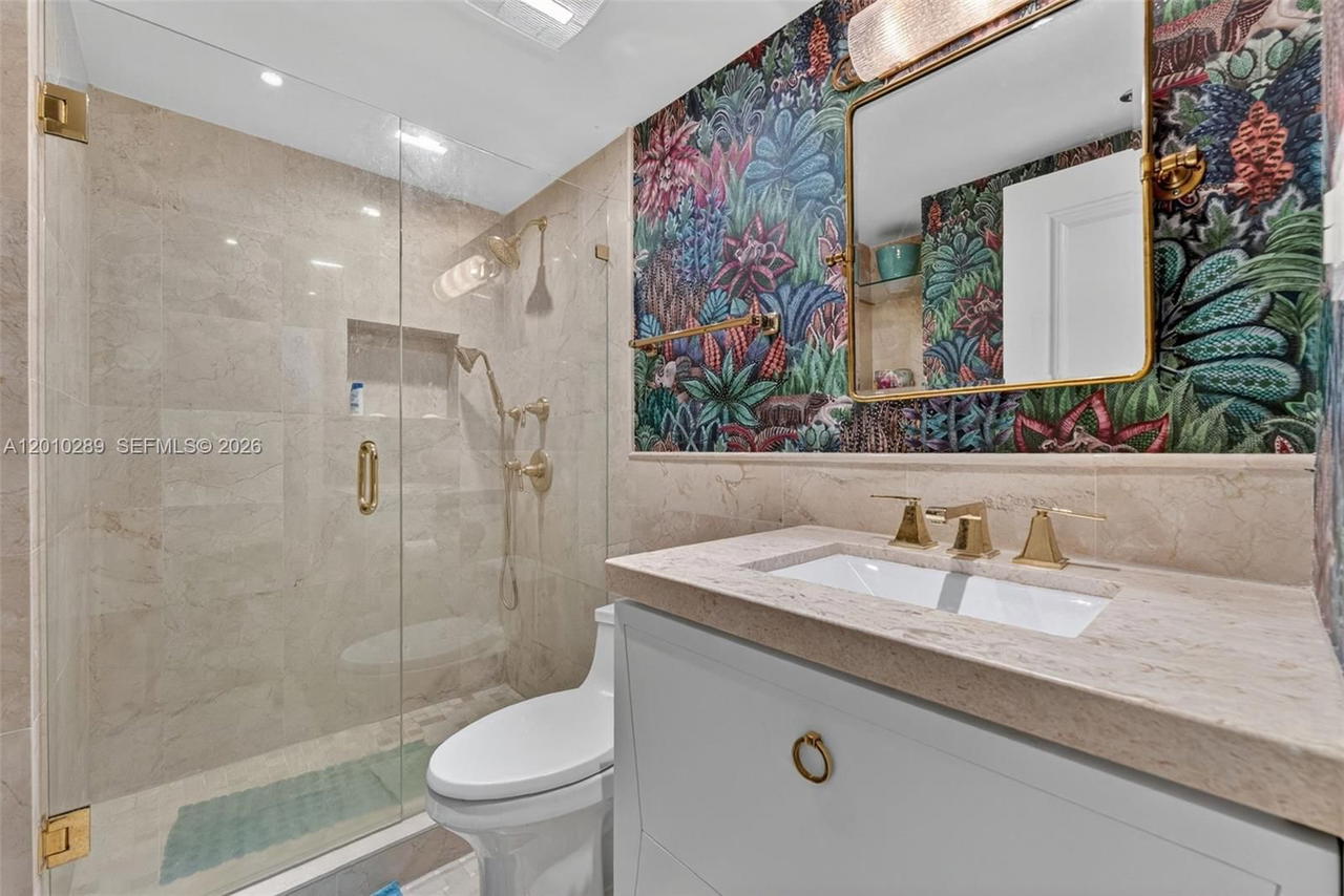 Real estate property located at 5225 Collins Ave #1519, Miami-dade, The Alexander Condo, Miami Beach, FL