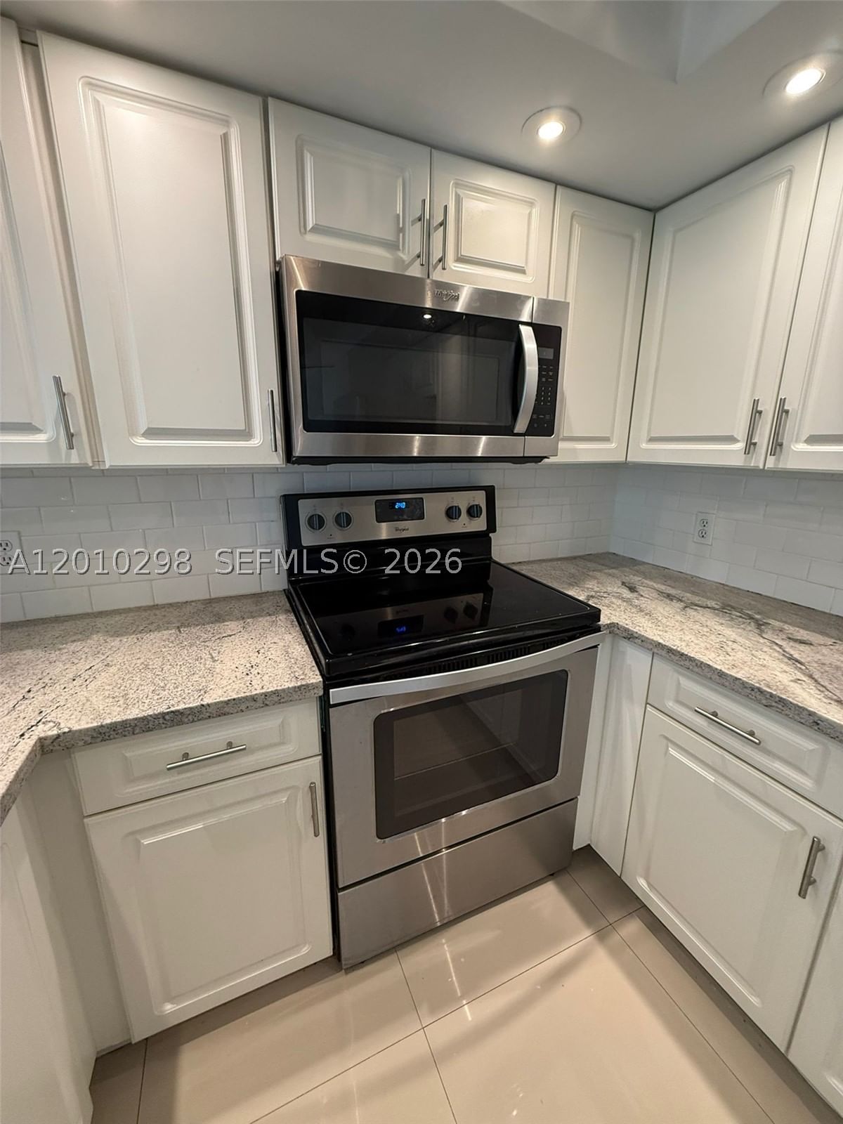 Real estate property located at 1300 125th Ave #404K, Broward, Cambridge At Century Vill, Pembroke Pines, FL