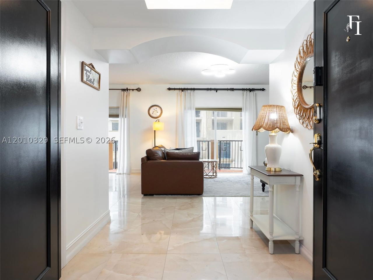 Real estate property located at 322 Madeira Ave #405, Miami-dade, Villa Isabella Condo, Coral Gables, FL