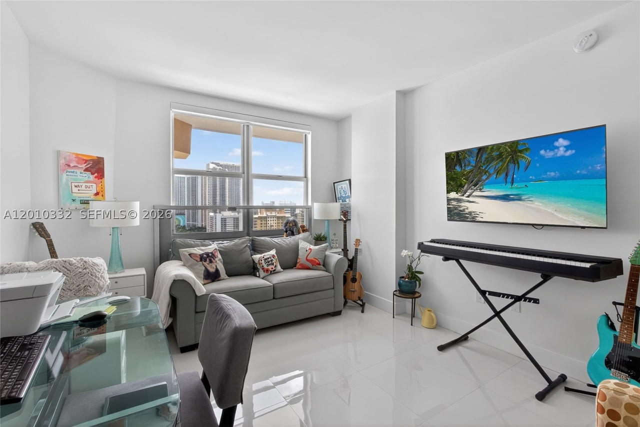 Real estate property located at 1985 Ocean Dr #22H, Broward, Hemispheres Condo, Hallandale Beach, FL