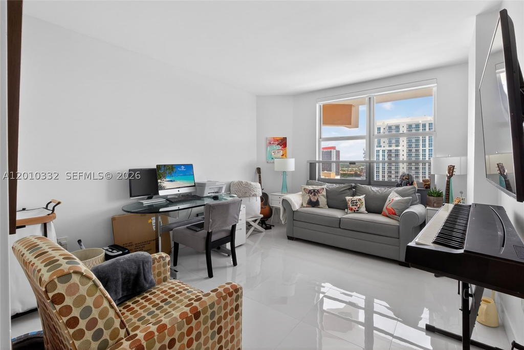 Real estate property located at 1985 Ocean Dr #22H, Broward, Hemispheres Condo, Hallandale Beach, FL