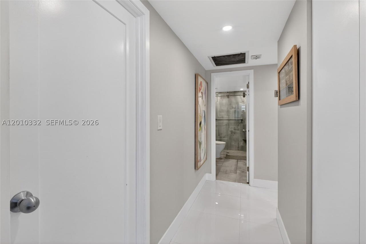 Real estate property located at 1985 Ocean Dr #22H, Broward, Hemispheres Condo, Hallandale Beach, FL