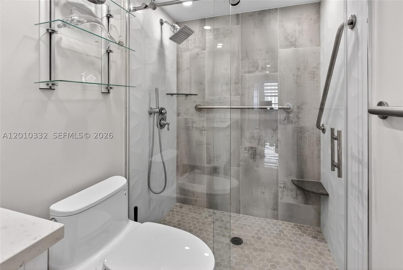 Real estate property located at 1985 Ocean Dr #22H, Broward, Hemispheres Condo, Hallandale Beach, FL
