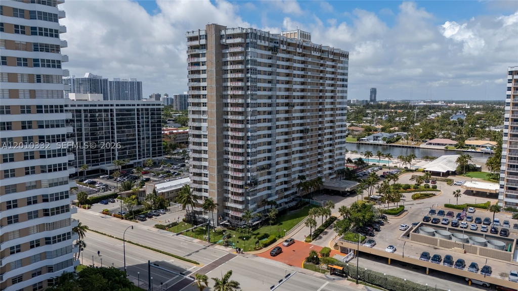 Real estate property located at 1985 Ocean Dr #22H, Broward, Hemispheres Condo, Hallandale Beach, FL