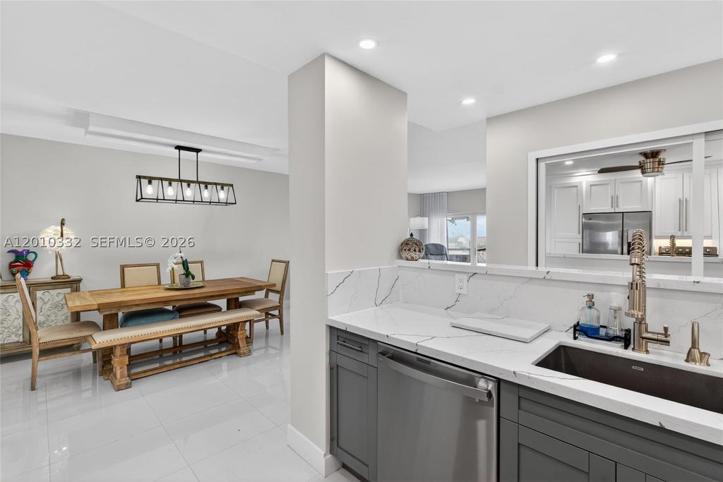 Real estate property located at 1985 Ocean Dr #22H, Broward, Hemispheres Condo, Hallandale Beach, FL