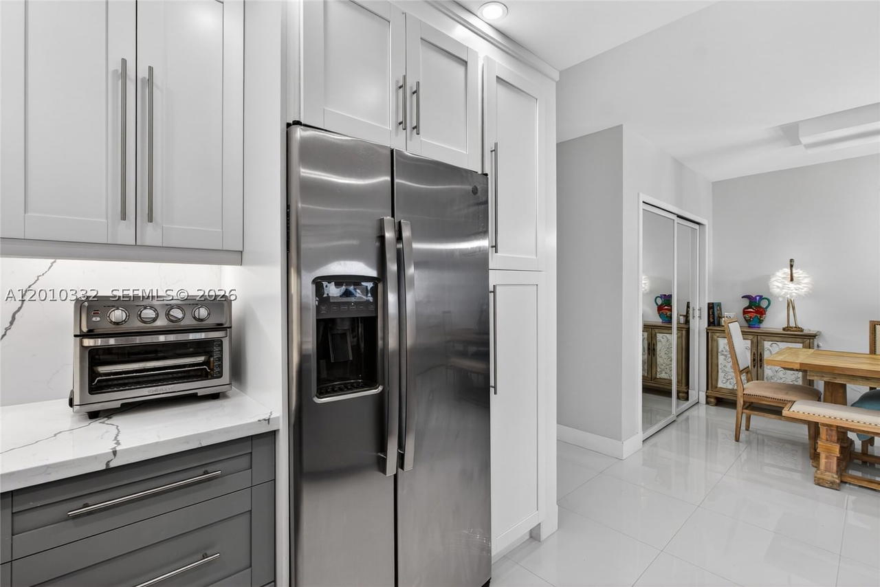 Real estate property located at 1985 Ocean Dr #22H, Broward, Hemispheres Condo, Hallandale Beach, FL