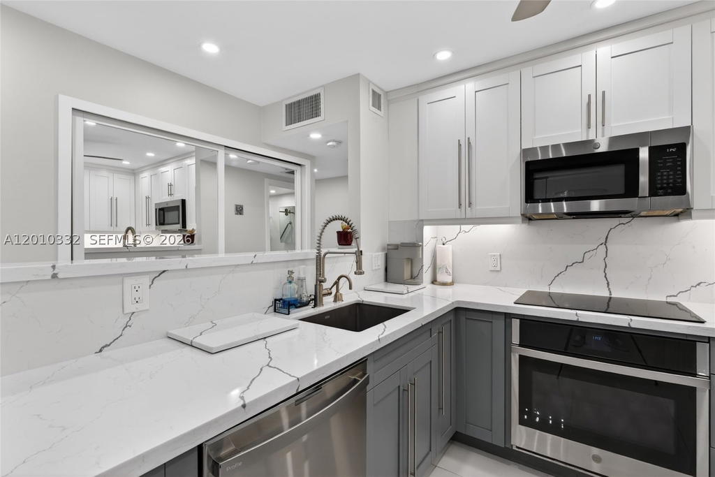 Real estate property located at 1985 Ocean Dr #22H, Broward, Hemispheres Condo, Hallandale Beach, FL