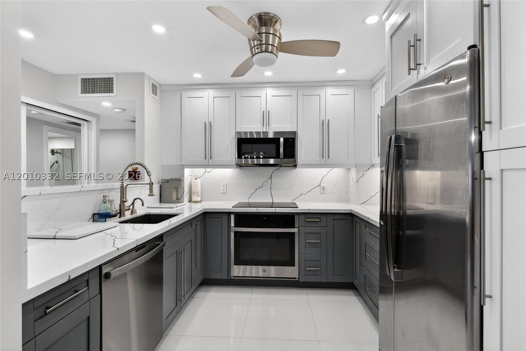 Real estate property located at 1985 Ocean Dr #22H, Broward, Hemispheres Condo, Hallandale Beach, FL