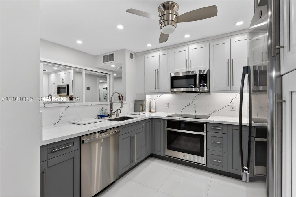 Real estate property located at 1985 Ocean Dr #22H, Broward, Hemispheres Condo, Hallandale Beach, FL