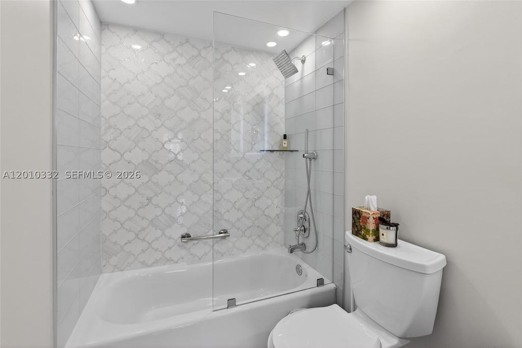 Real estate property located at 1985 Ocean Dr #22H, Broward, Hemispheres Condo, Hallandale Beach, FL