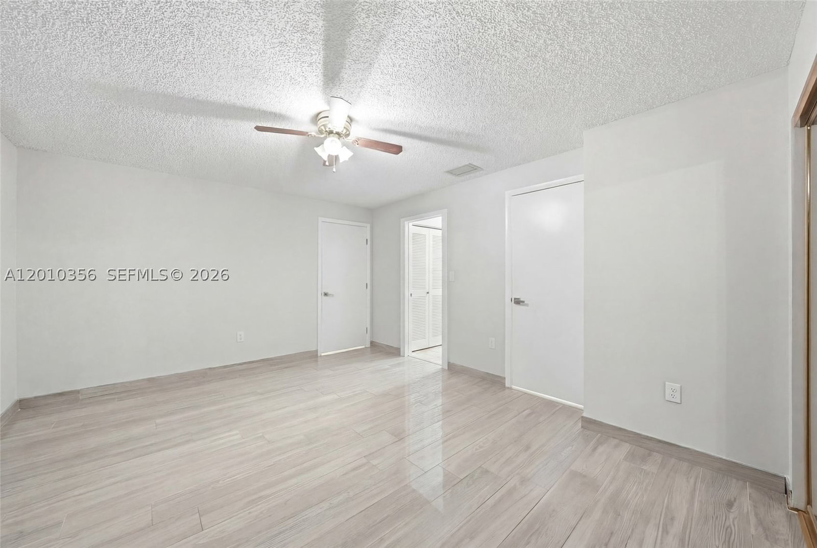 Real estate property located at 1615 137th Pl, Miami-dade, Irenca Sub, Miami, FL