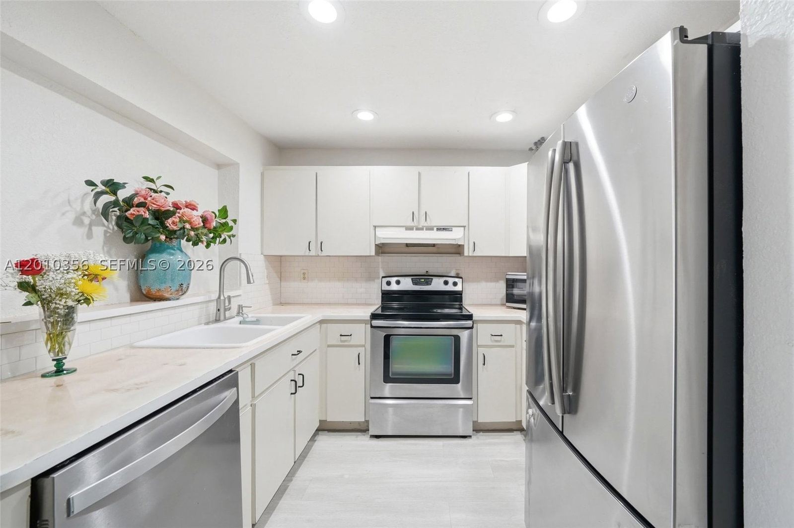 Real estate property located at 1615 137th Pl, Miami-dade, Irenca Sub, Miami, FL