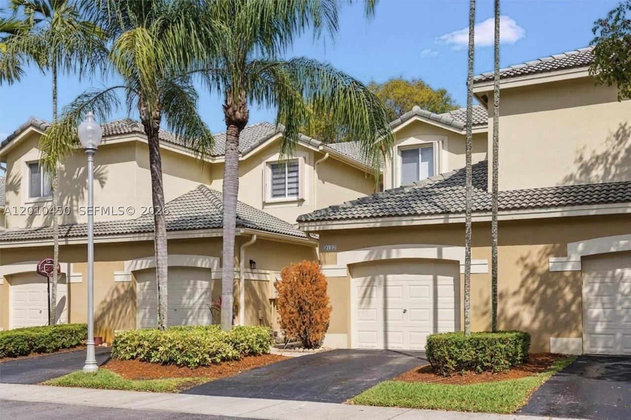 Real estate property located at 2132 Bahia Ln, Broward, Sector 1 Boundary Plat, Weston, FL