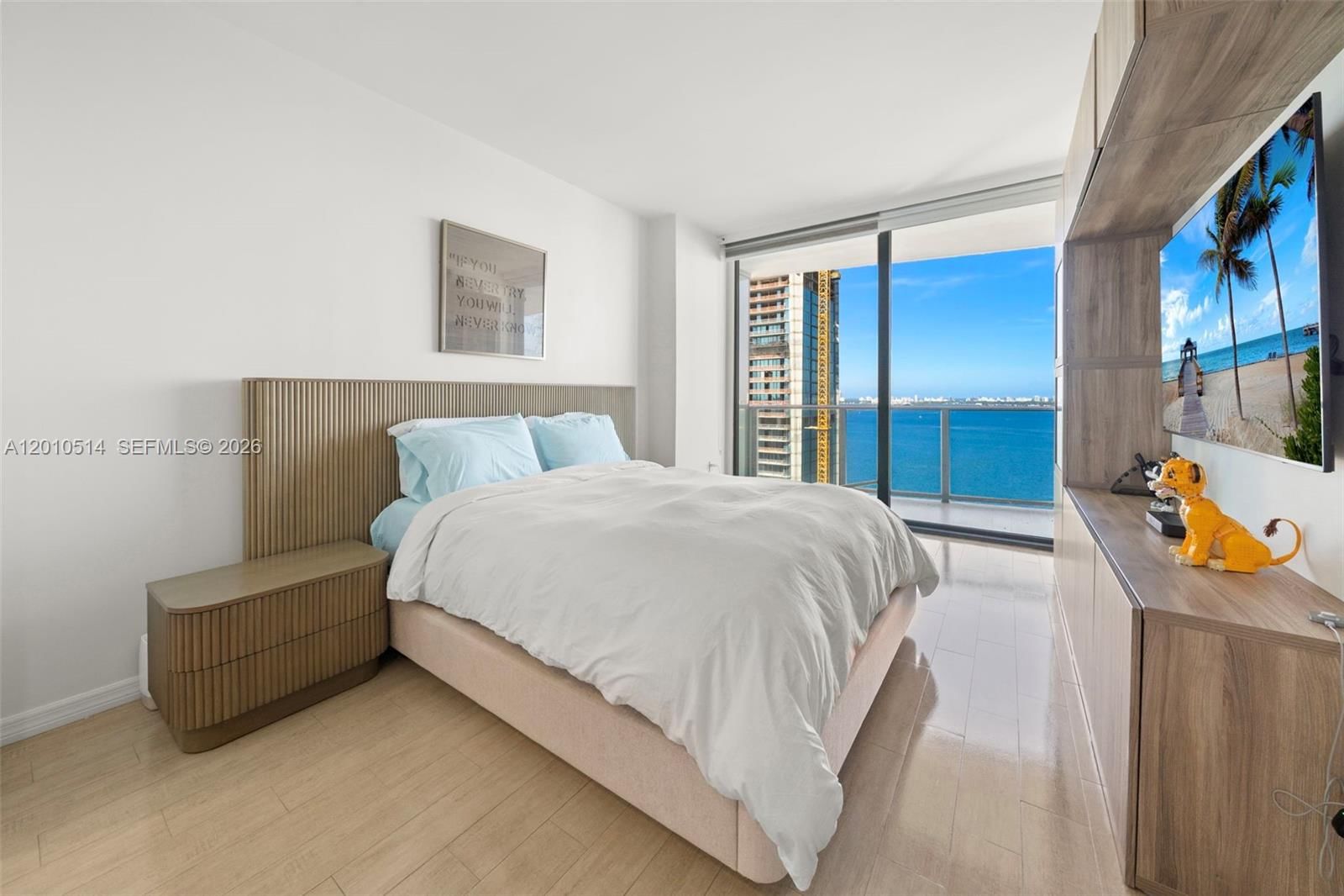 Real estate property located at 460 28th St #2405, Miami-dade, Icon Bay Condo, Miami, FL