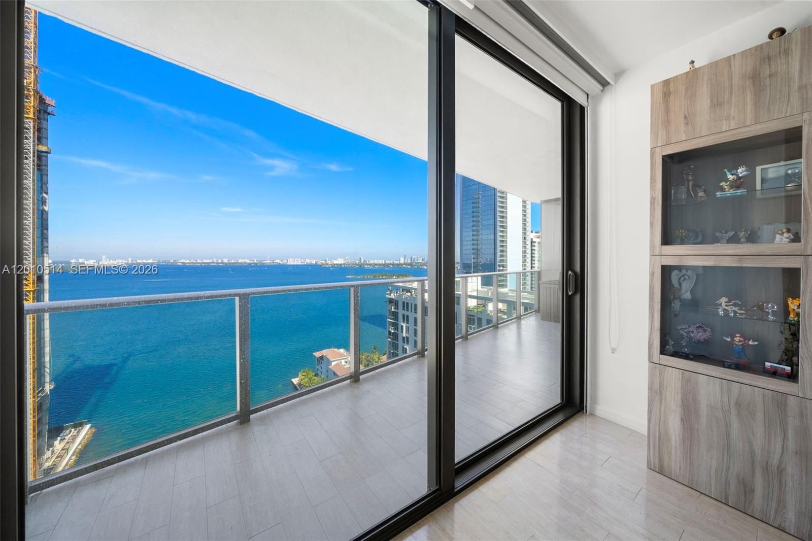 Real estate property located at 460 28th St #2405, Miami-dade, Icon Bay Condo, Miami, FL