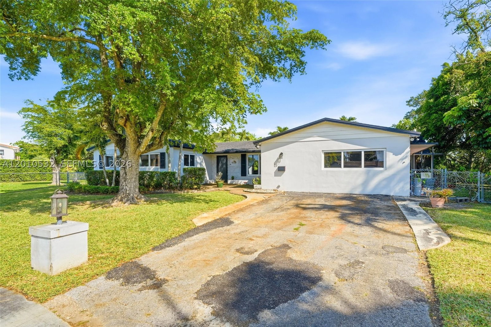 Real estate property located at 9331 104th Ct, Miami-dade, Kendale Sec 1, Miami, FL