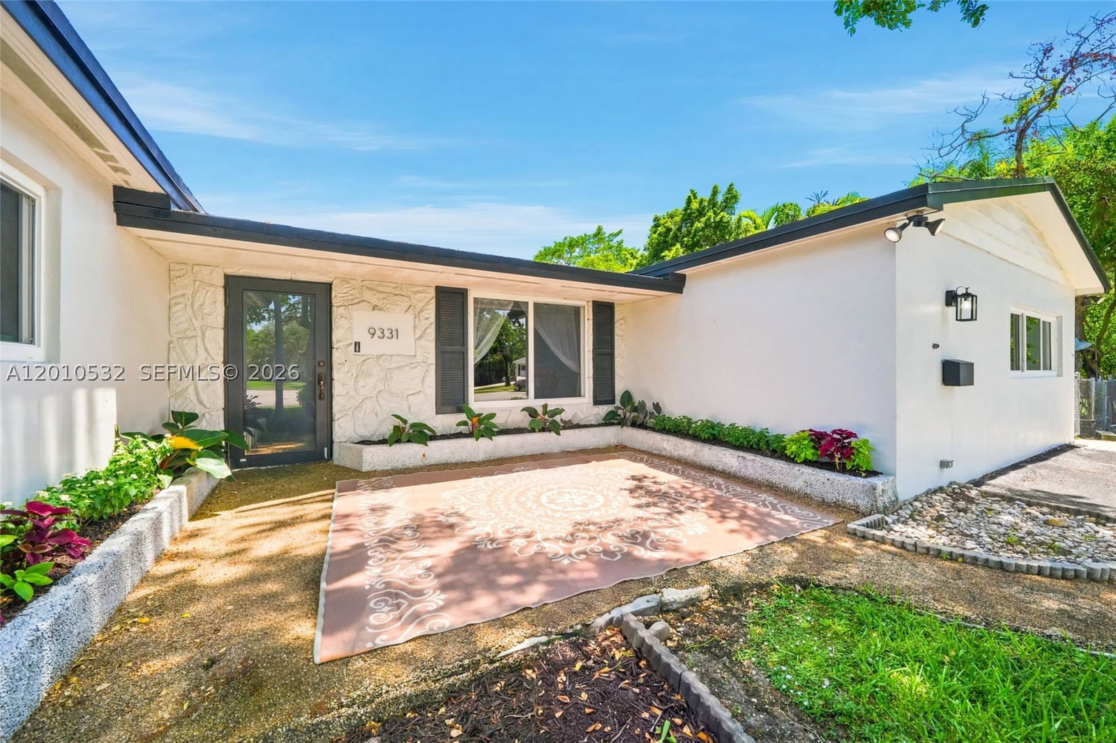 Real estate property located at 9331 104th Ct, Miami-dade, Kendale Sec 1, Miami, FL
