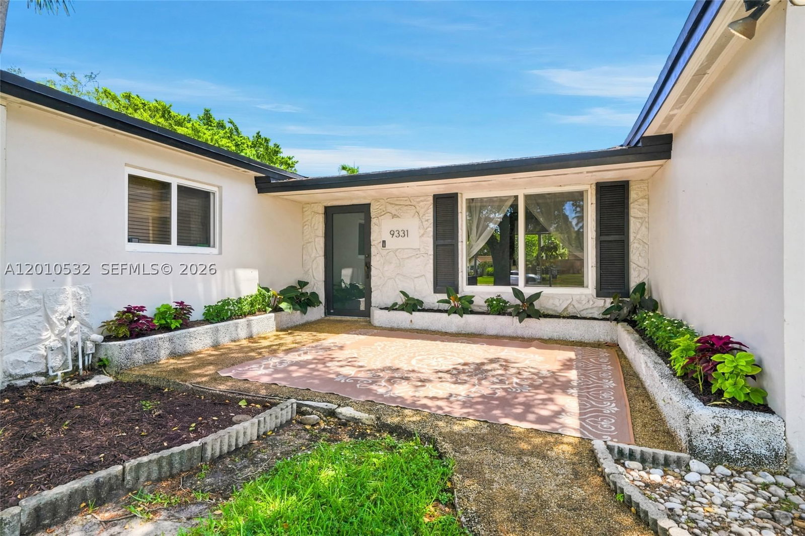 Real estate property located at 9331 104th Ct, Miami-dade, Kendale Sec 1, Miami, FL