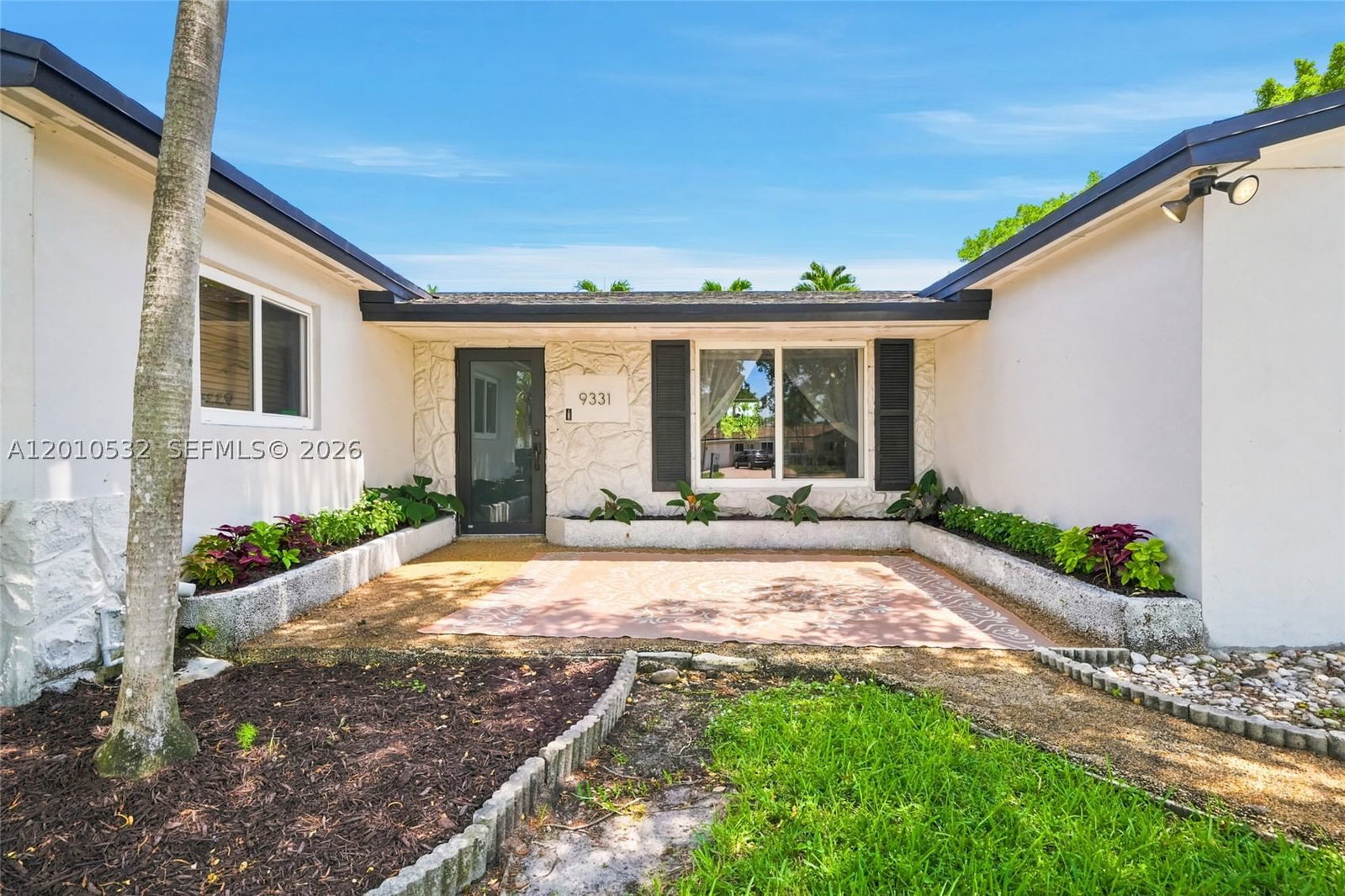 Real estate property located at 9331 104th Ct, Miami-dade, Kendale Sec 1, Miami, FL