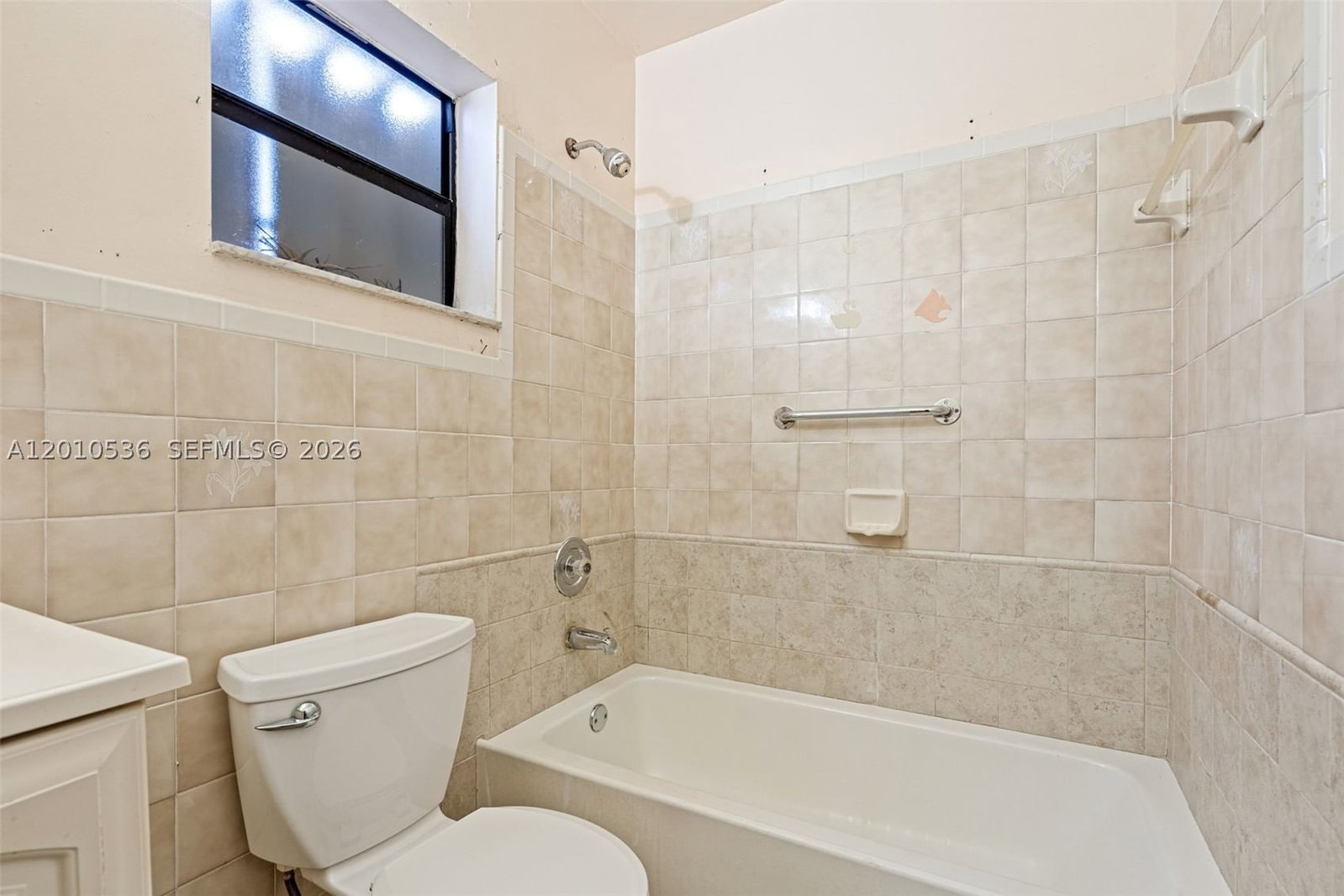 Real estate property located at 2331 66th Pl #201, Miami-dade, Westland Village Condo Iv, Hialeah, FL