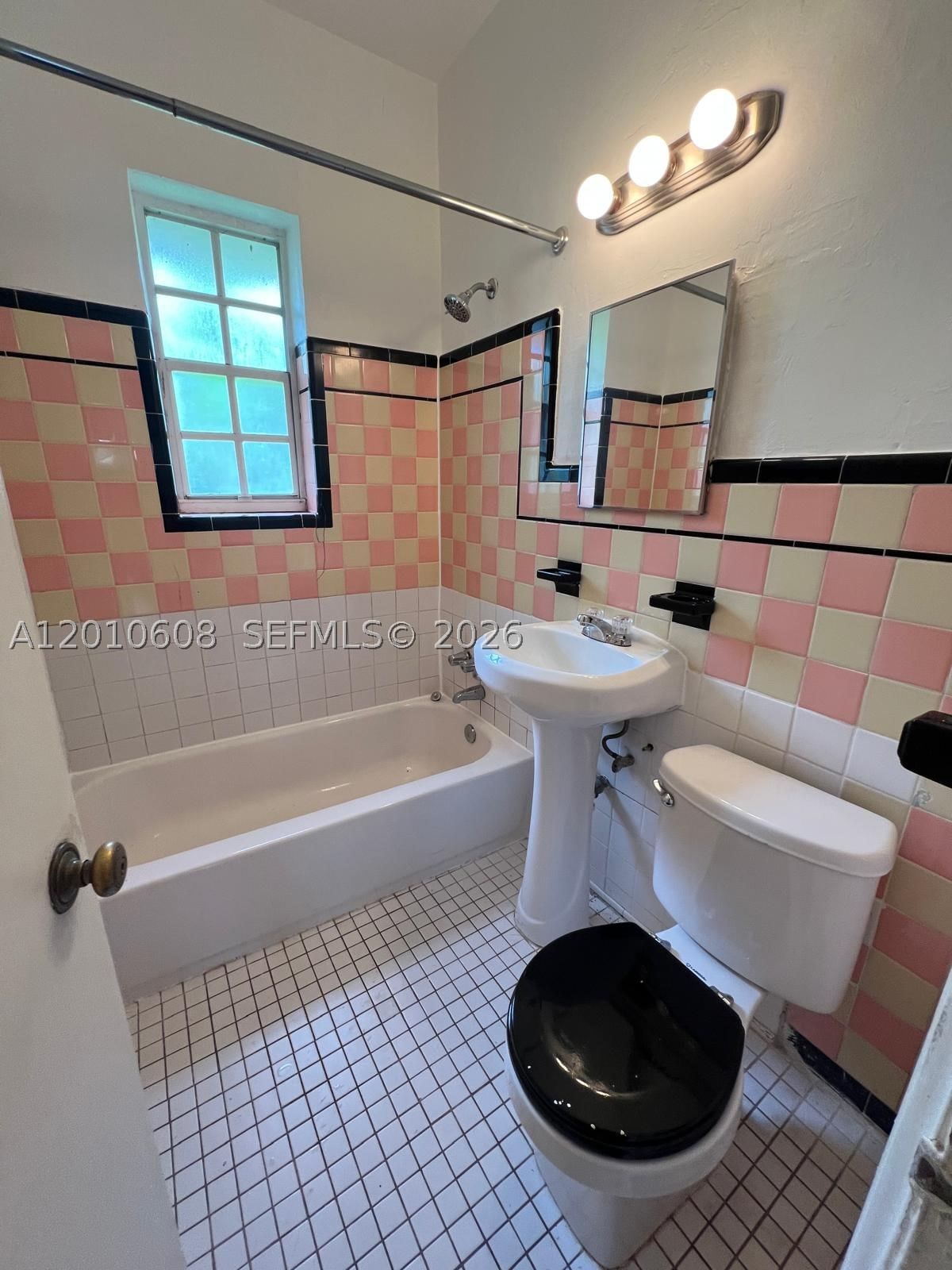 Real estate property located at 1309 Euclid Ave #7, Miami-dade, St Remy Condo, Miami Beach, FL