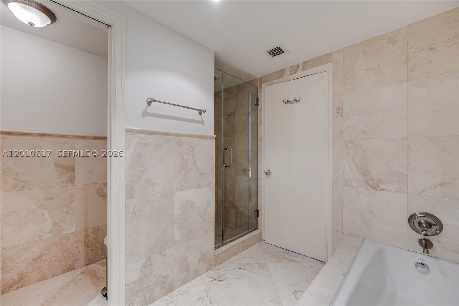 Real estate property located at , Miami-dade, Grove Isle Condo, Miami, FL
