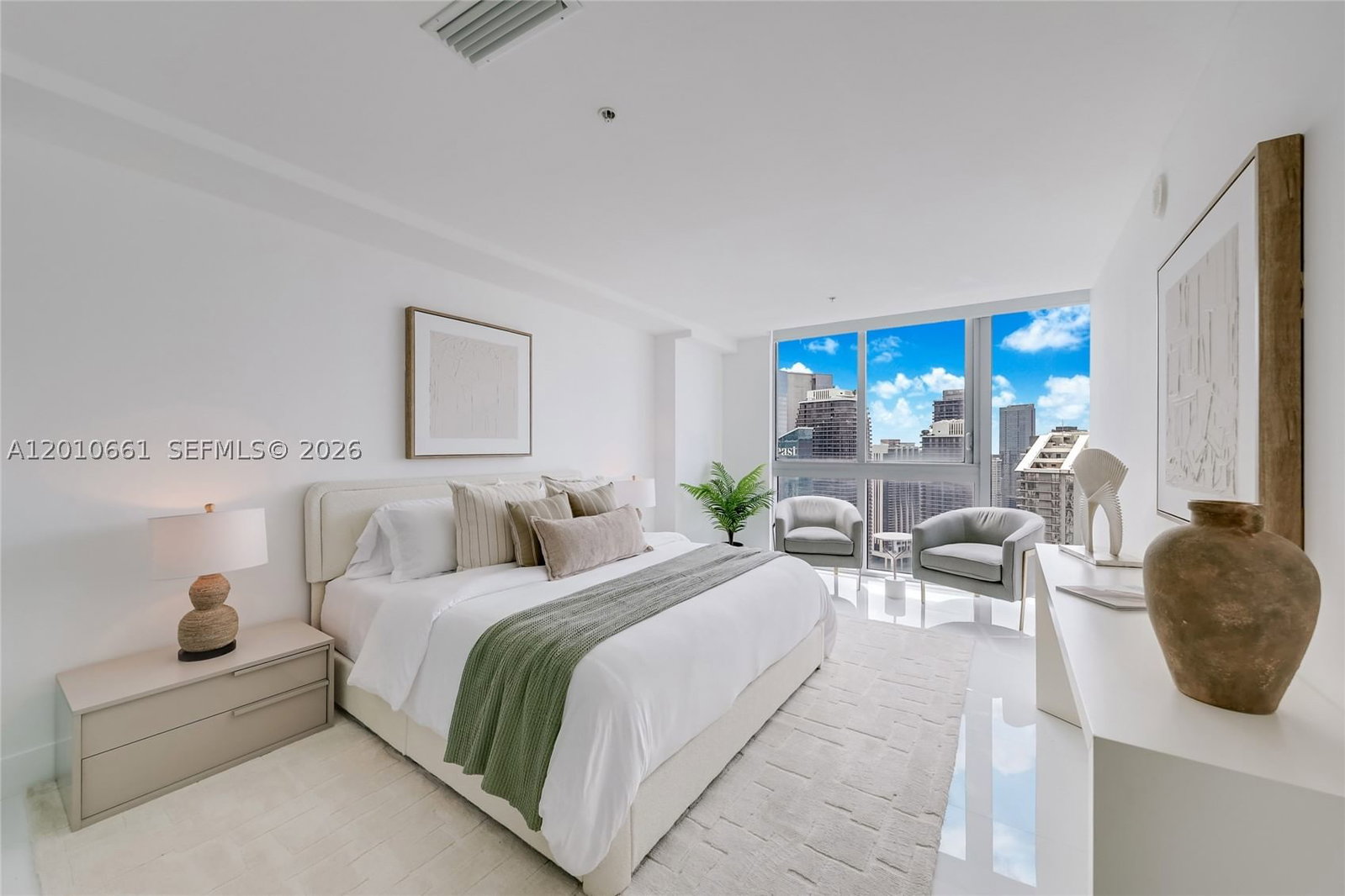 Real estate property located at 92 3rd St #5202, Miami-dade, Mint Condo, Miami, FL