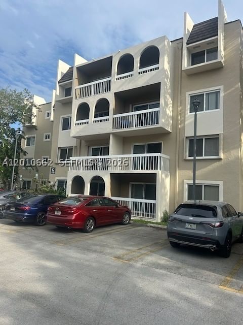 Real estate property located at 7740 Camino Real G-306, Miami-dade, Village Of Kings Creek Co, Miami, FL