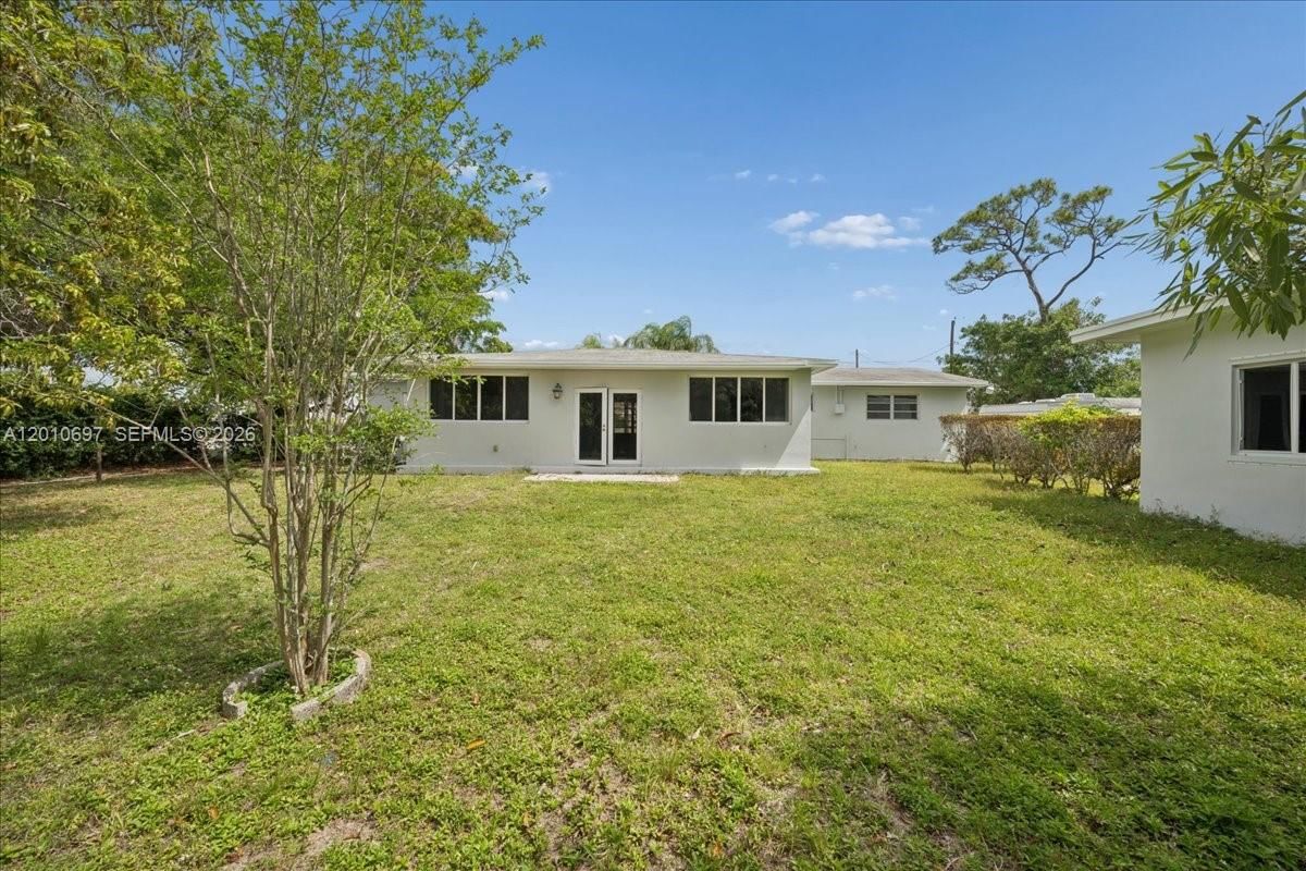 Real estate property located at 9280 164th St, Miami-dade, Benson Park 1st Addn, Palmetto Bay, FL