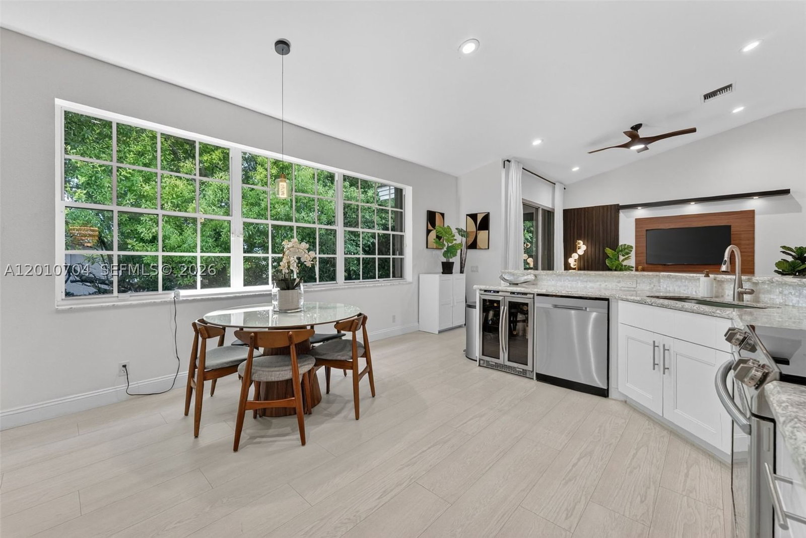 Real estate property located at 12323 10th Dr C-6, Broward, Steeplechase At Eagle Tra, Coral Springs, FL